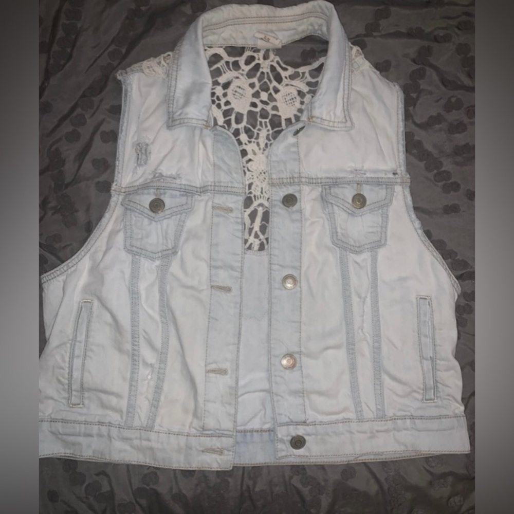 Women’s Distressed Jean Vest